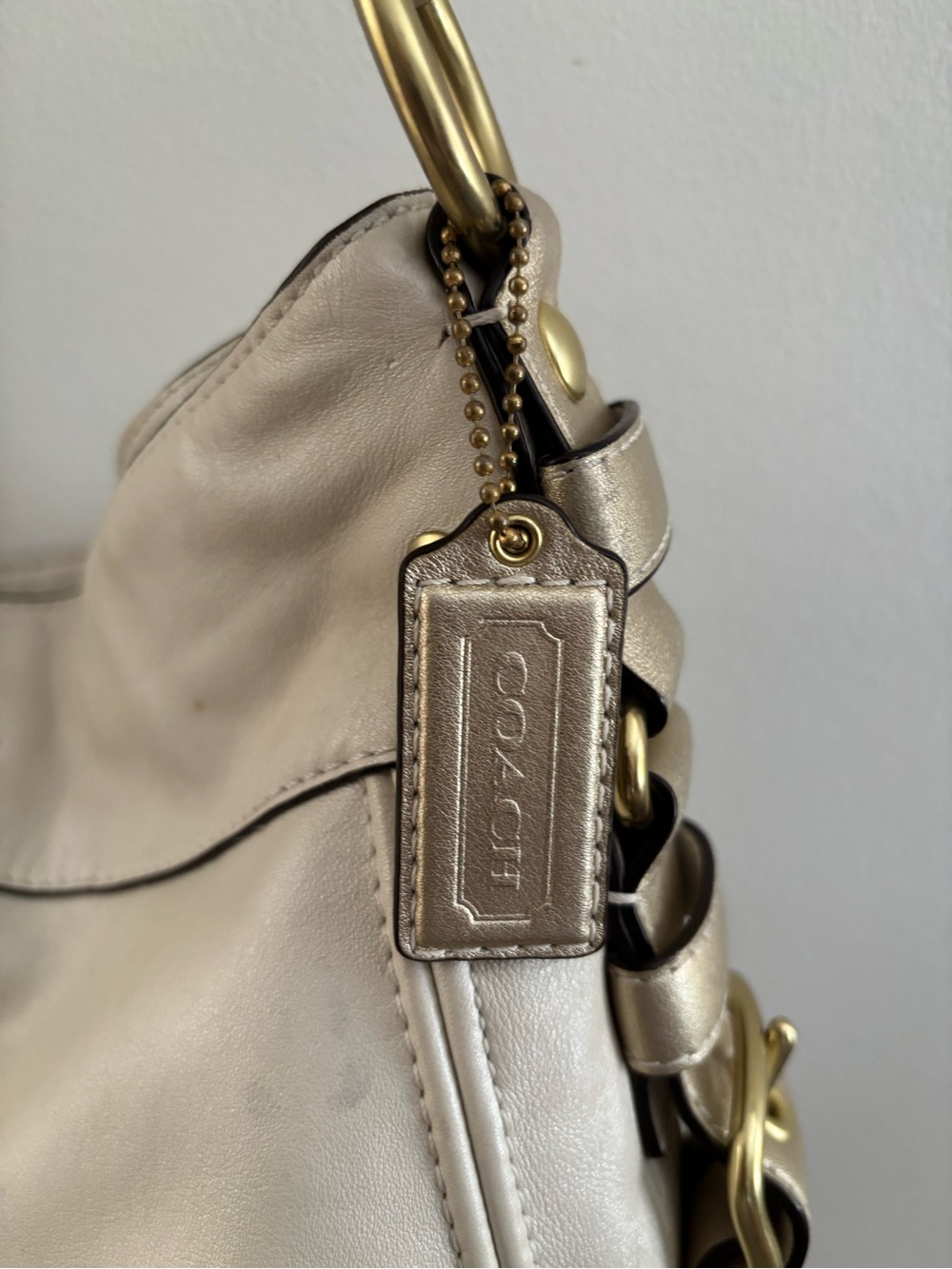 Coach Maggie White Leather Hobo Shoulder Bag Style 12939! - Picture 3 of 15
